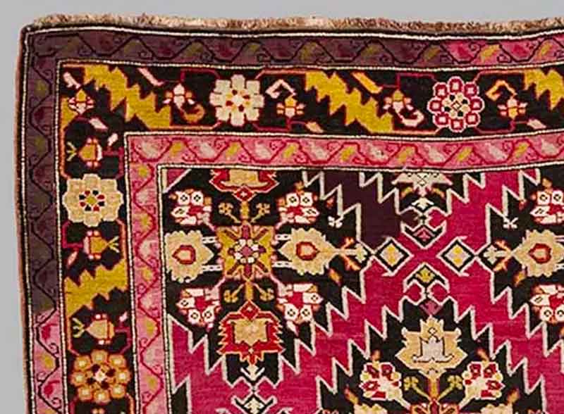 Galerie du Château Tapis d’Orient & Restauration à Brest : Nettoyage, lavage, réparation, restauration de tapis en Bretagne : Profitez de notre expertise en nettoyage et restauration de tapis anciens près de chez vous, en Bretagne. Nos équipes se déplacent pour redonner vie à vos textiles les plus précieux : dépoussiérage / dessablage et nettoyage de tapis. Restauration de tapis et tapisserie, réparation de lisières, franges. Relainage. Création de teinte, ravivement des couleurs, traitement des trames, Galerie du Château Tapis d’Orient & Restauration à Brest